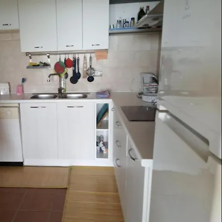 Lara Via Colombo 152 Torre dei Corsari