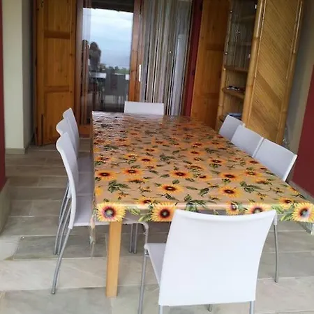 Lara Via Colombo 152 بيت للعطل